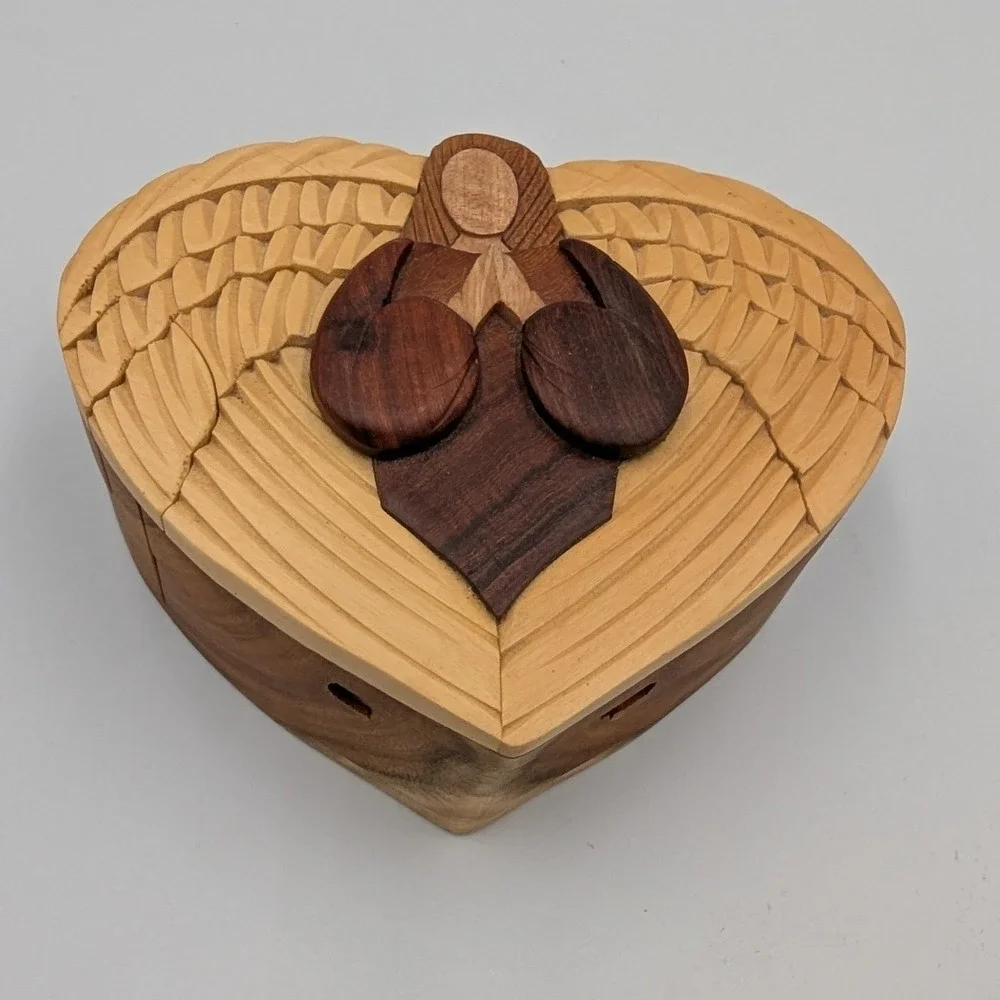 Unbranded handcrafted intarsia